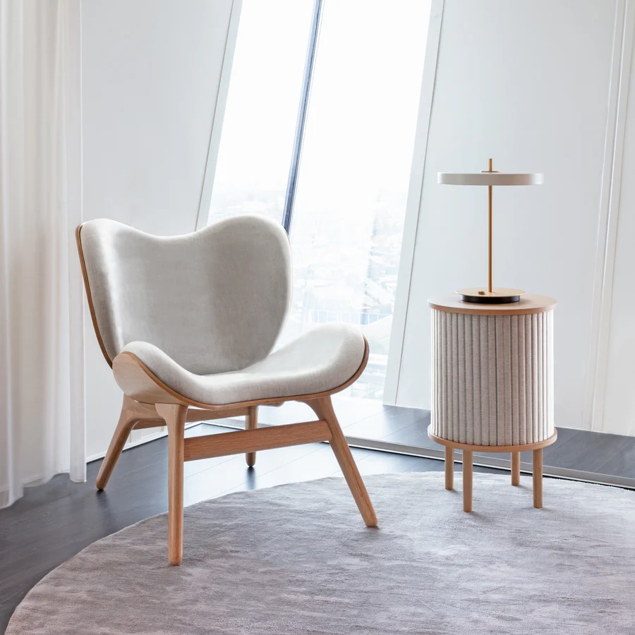 Mesa auxiliar Audacious en madera de roble White Sands - Image 4